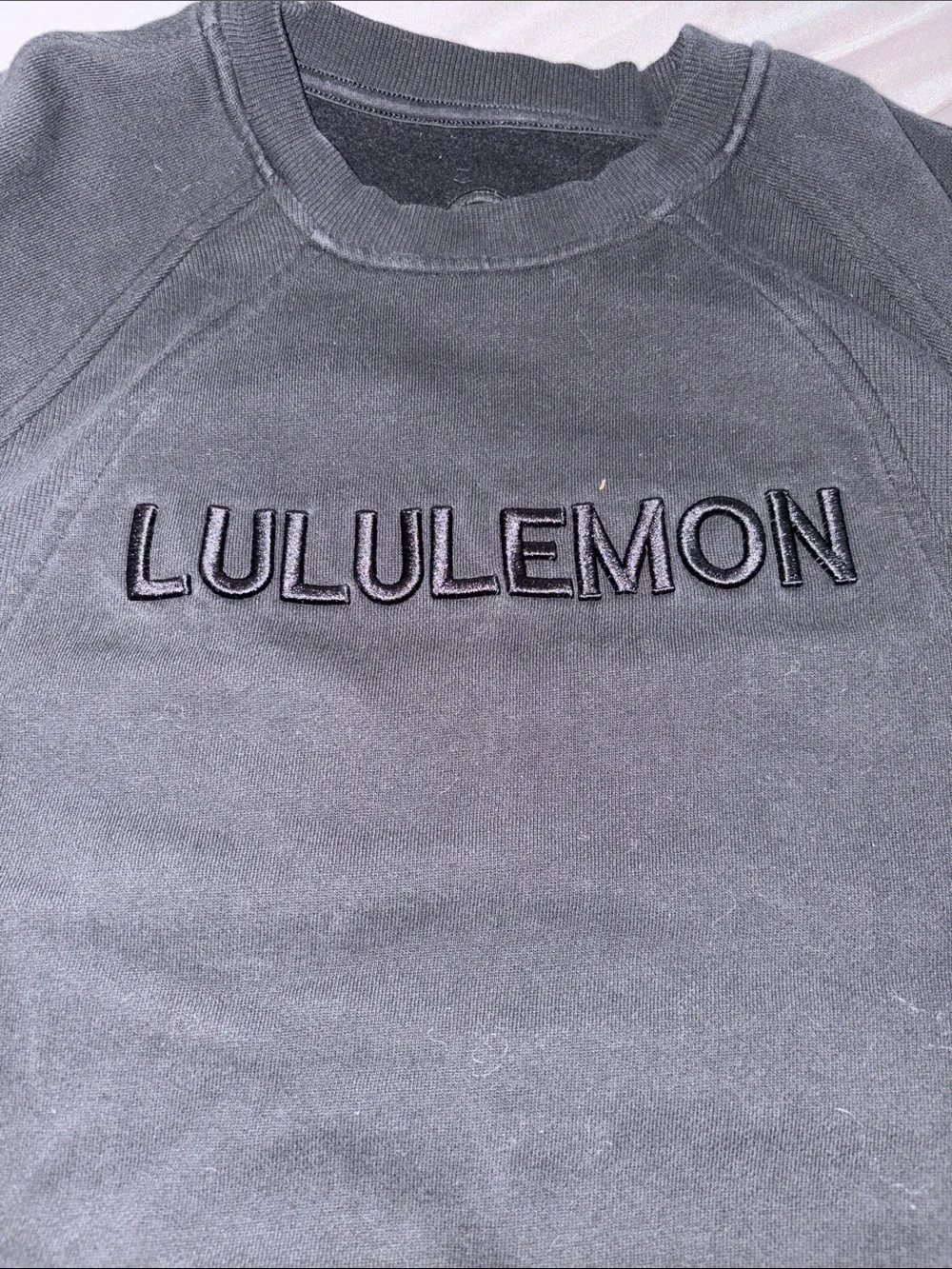 LULULEMON Crop Sweatshirt